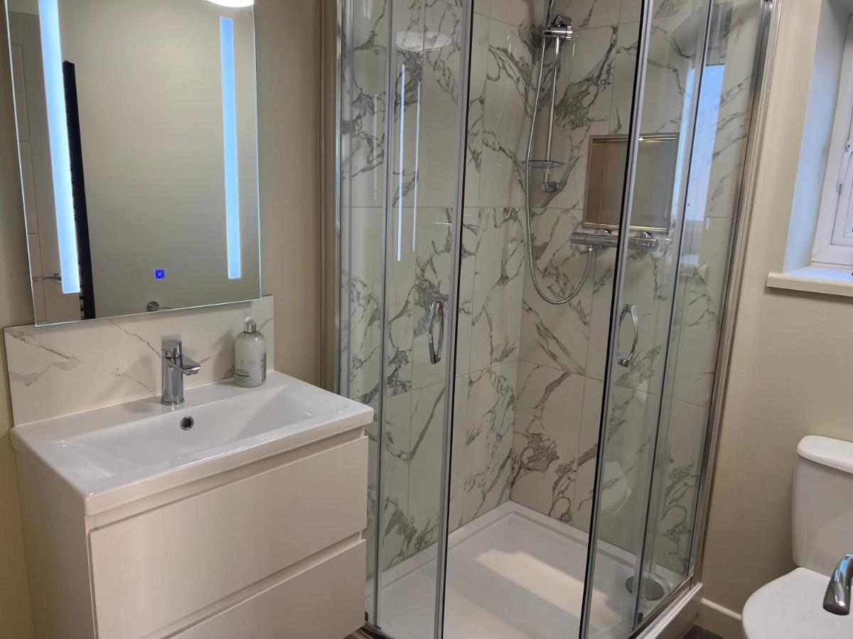 Loudoun Mains Luxury Lodges Newmilns ภายนอก รูปภาพ