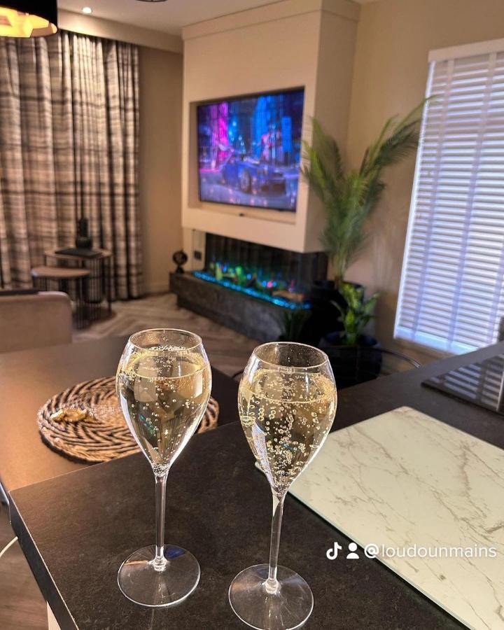 Loudoun Mains Luxury Lodges Newmilns ภายนอก รูปภาพ