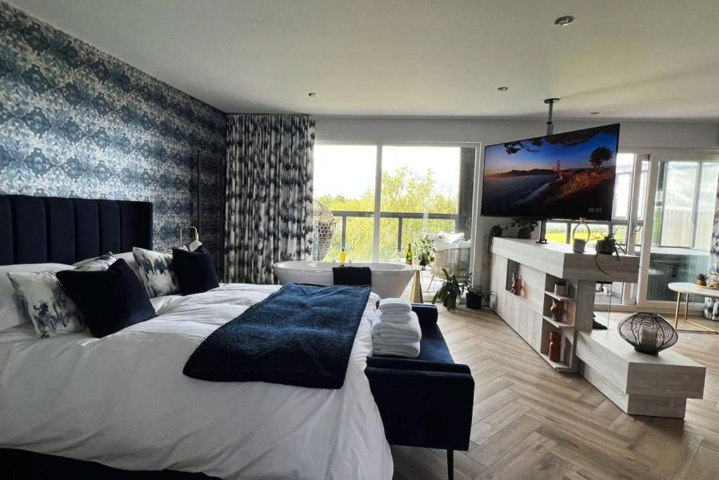 Loudoun Mains Luxury Lodges Newmilns ภายนอก รูปภาพ
